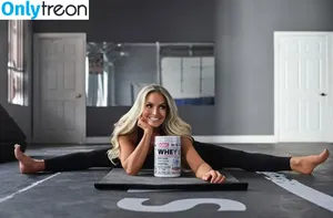 Trish Stratus / trishstratuscom фото голая #2391