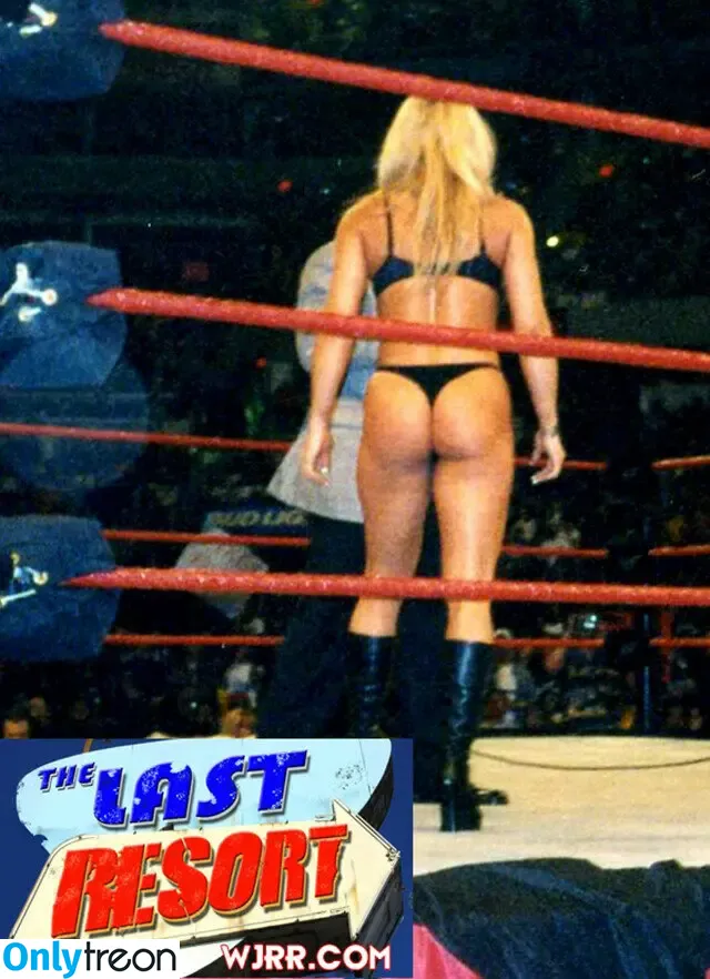 Trish Stratus nude photo #2233 (trishstratuscom)