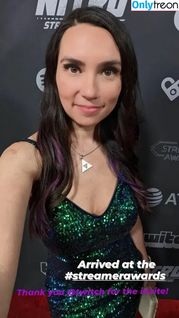 Trisha Hershberger голая photo #0362 (thatgrltrish)