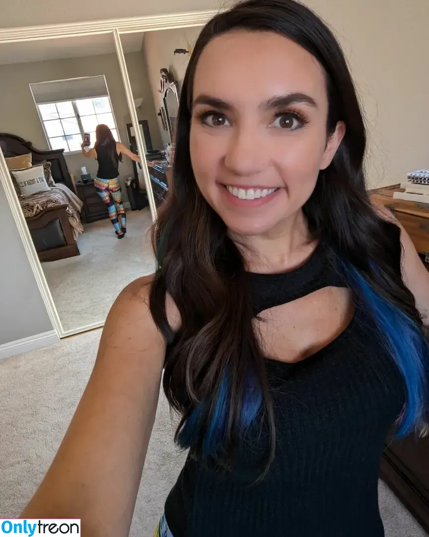 Trisha Hershberger голая photo #0632 (thatgrltrish)