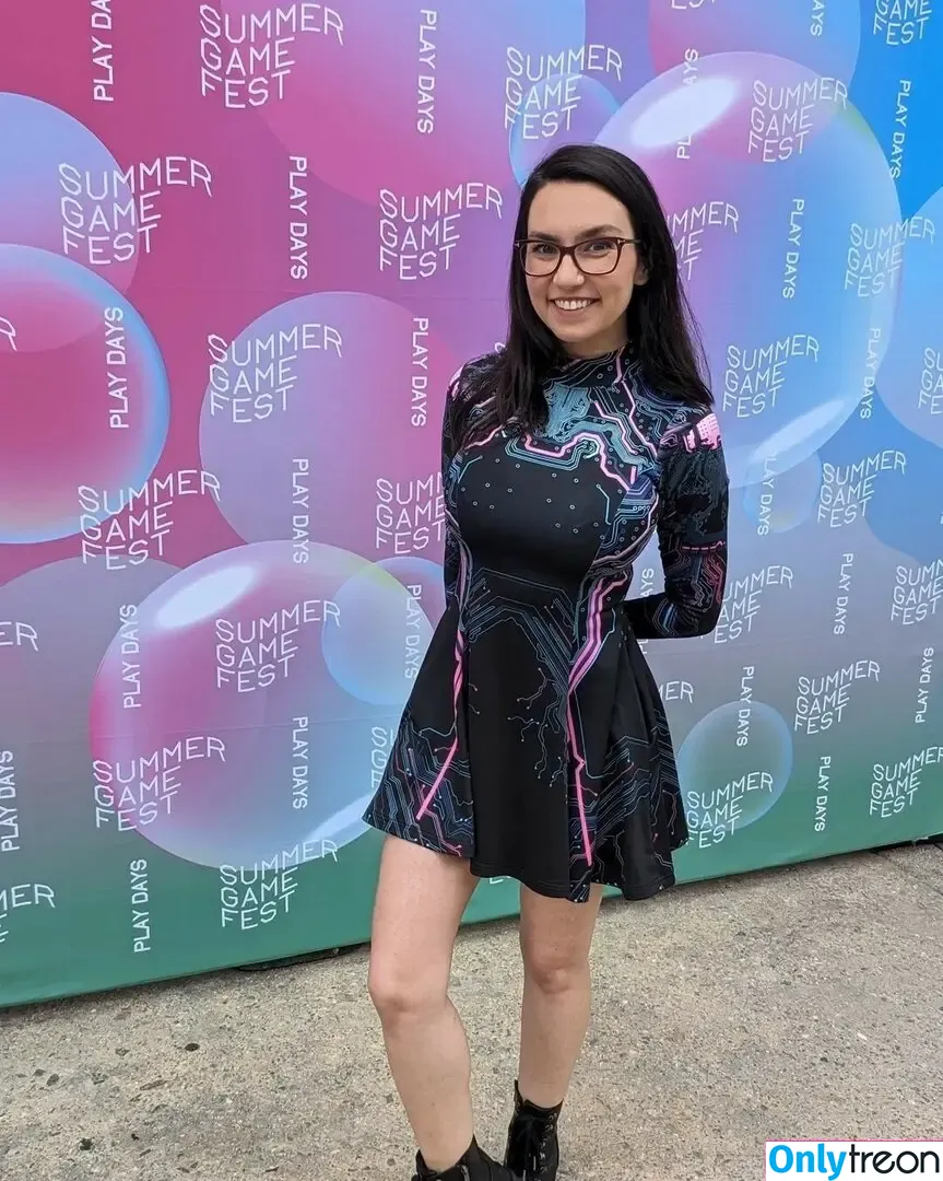 Trisha Hershberger голая photo #1260 (thatgrltrish)