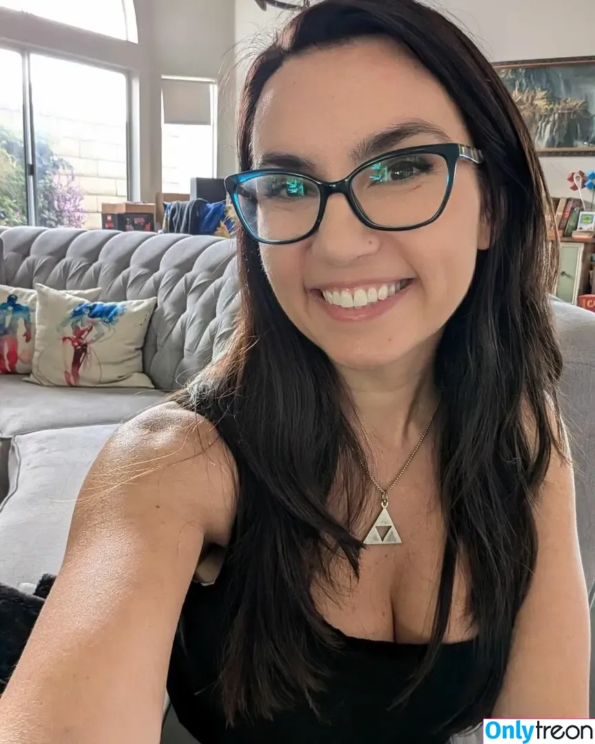 Trisha Hershberger голая photo #1398 (thatgrltrish)