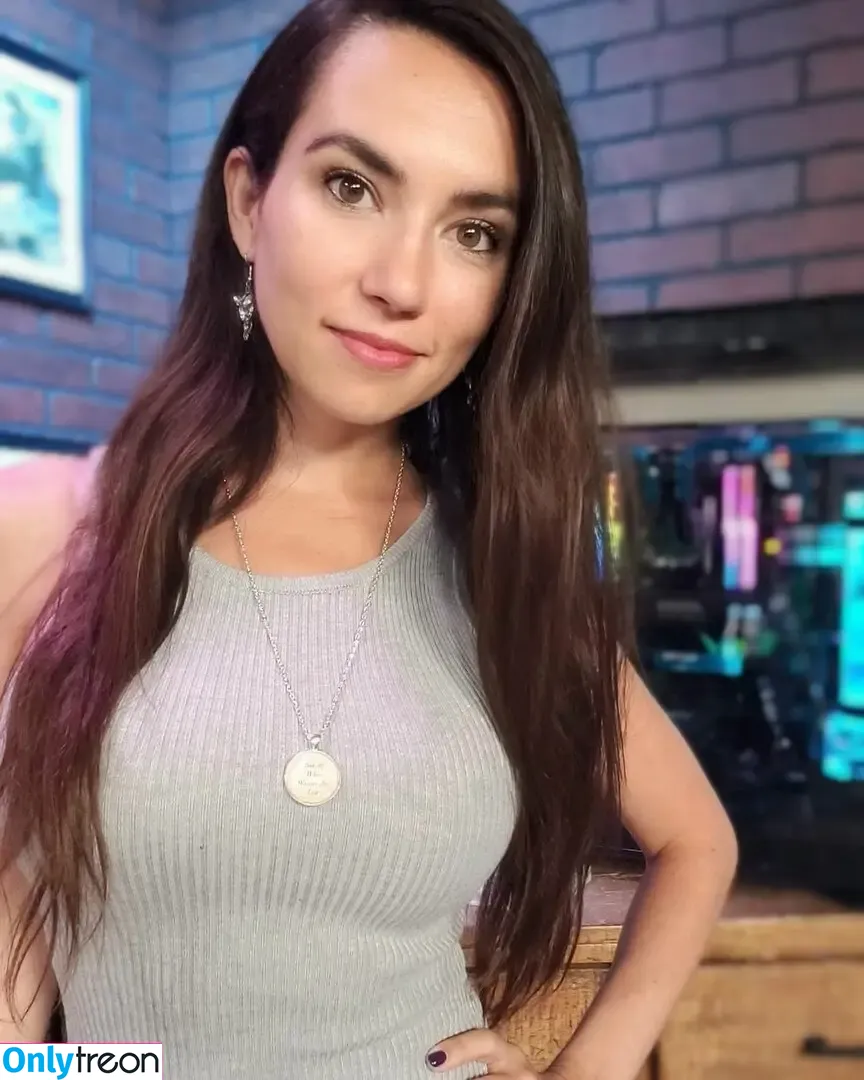 Trisha Hershberger голая photo #1401 (thatgrltrish)