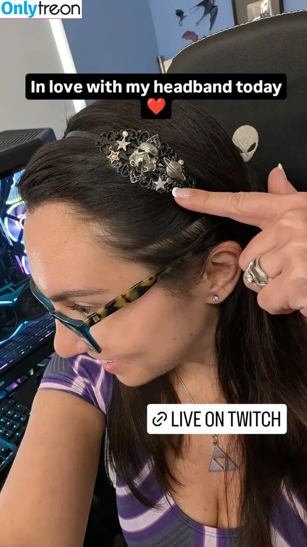 Trisha Hershberger nude photo #1560 (thatgrltrish)