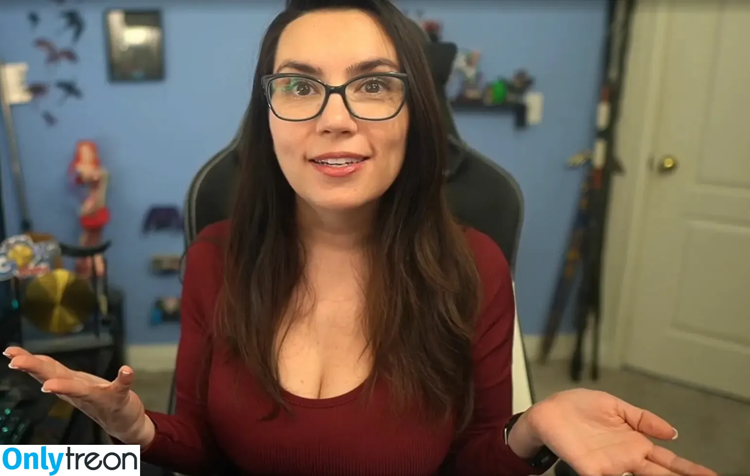 Trisha Hershberger nude photo #1571 (thatgrltrish)