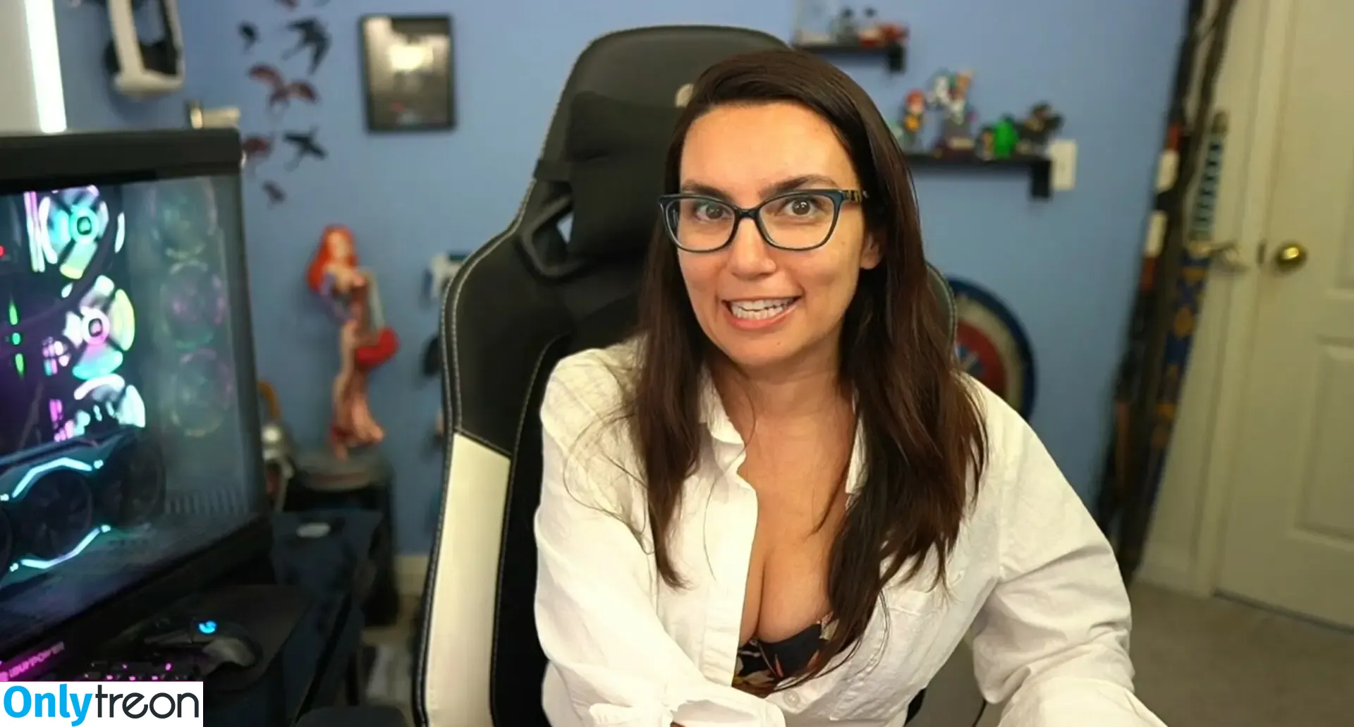 Trisha Hershberger голая photo #1658 (thatgrltrish)