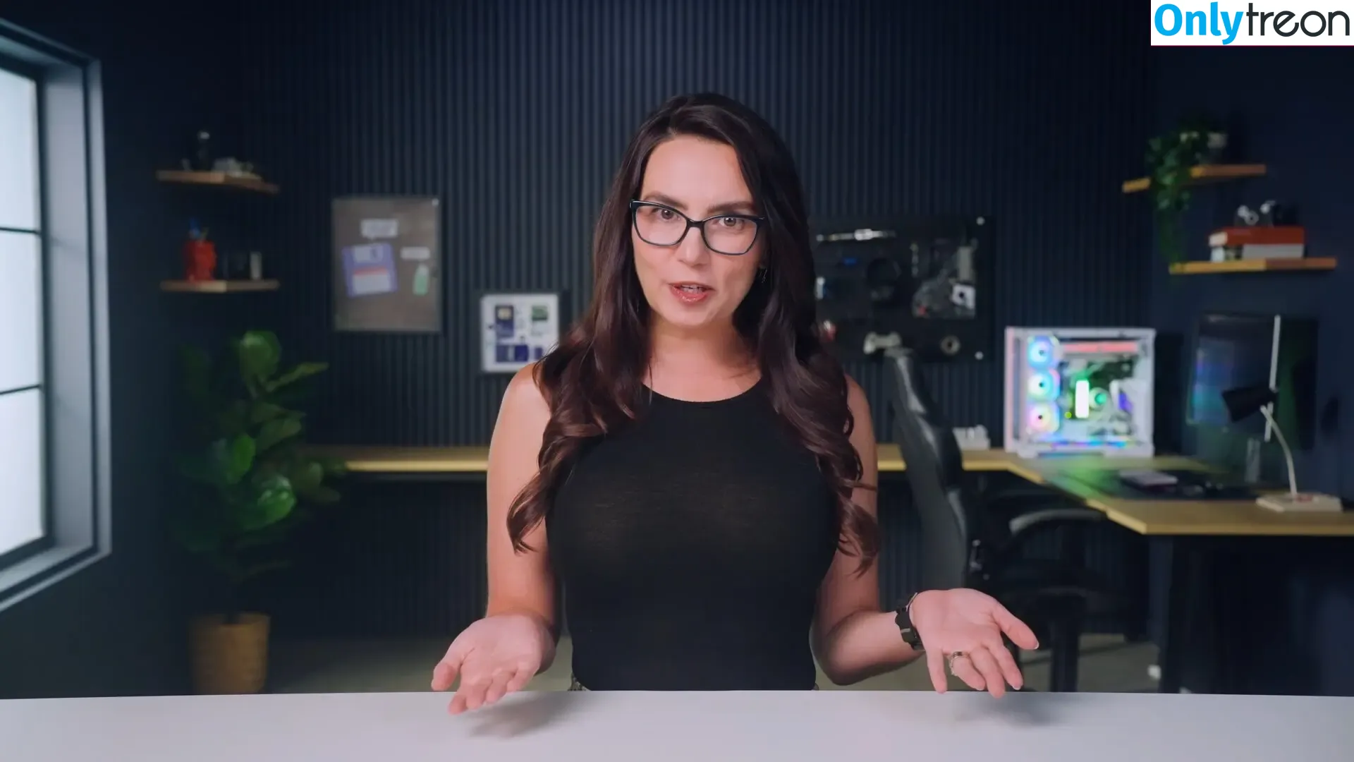 Trisha Hershberger голая photo #1679 (thatgrltrish)