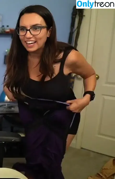 Trisha Hershberger голая photo #1692 (thatgrltrish)