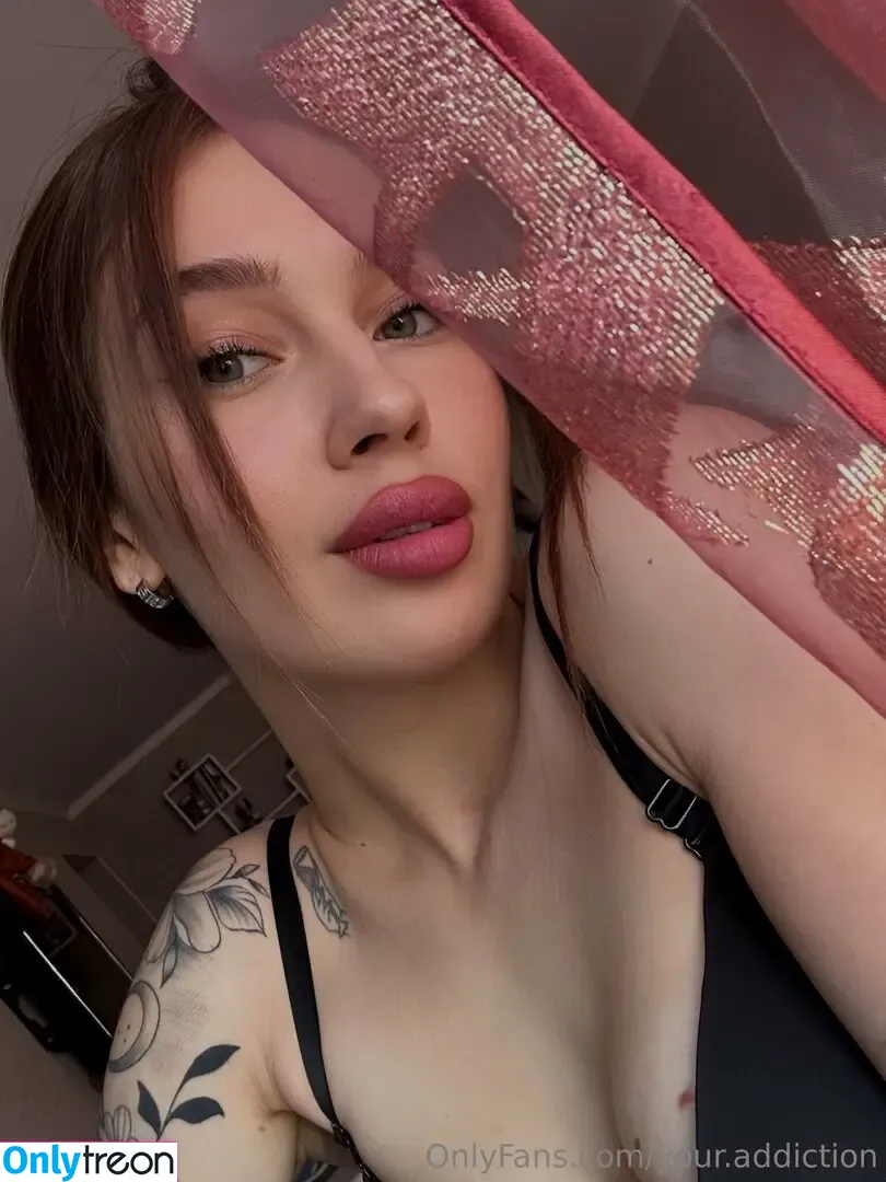 trishaschneider голая photo #0007 (trishaschneider)