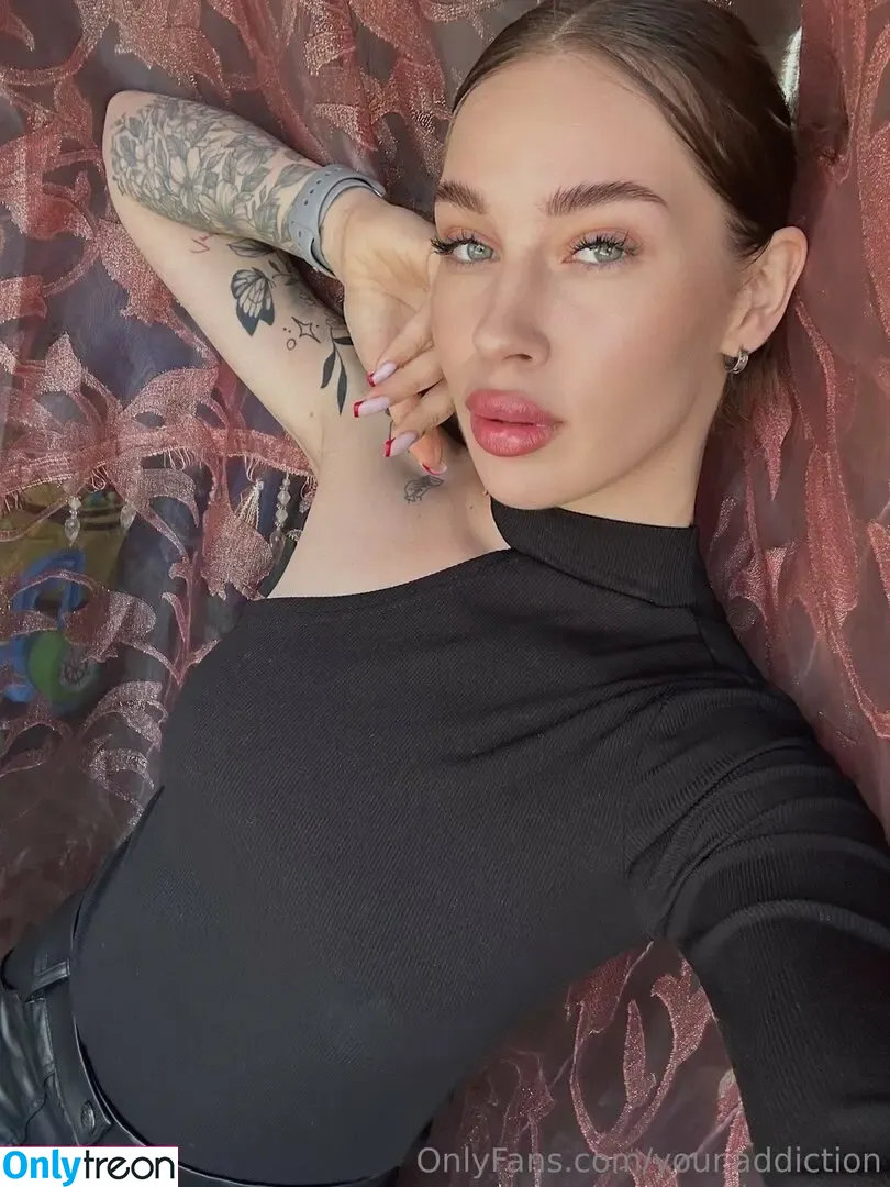 trishaschneider голая photo #0009 (trishaschneider)