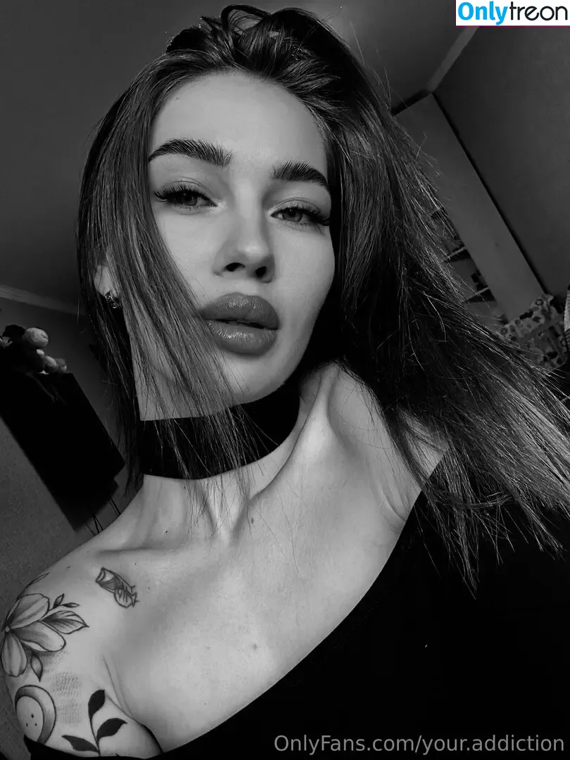 trishaschneider голая photo #0018 (trishaschneider)