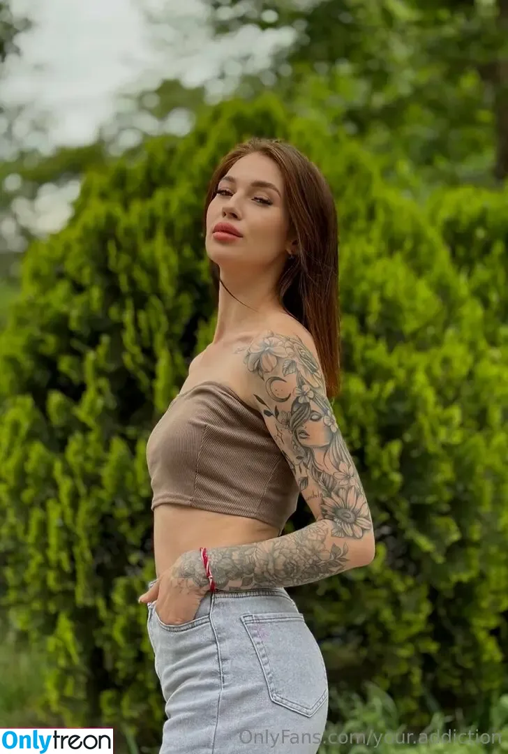 trishaschneider голая photo #0021 (trishaschneider)