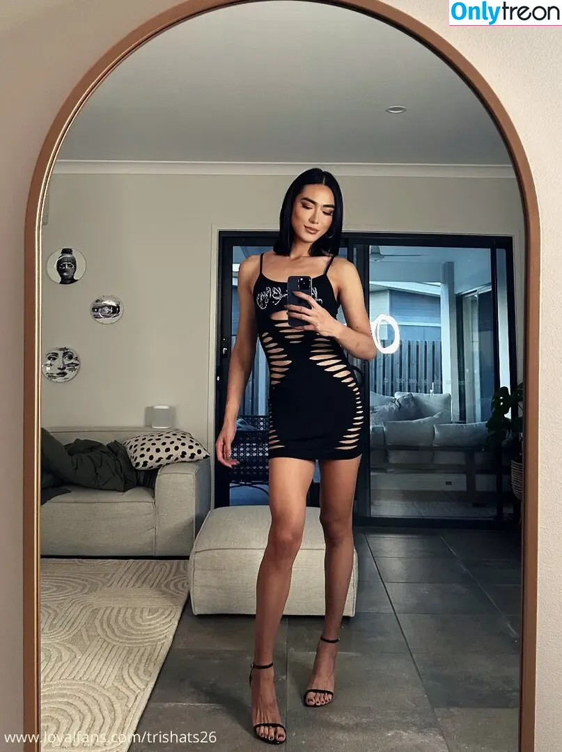 trishats26 nude photo #0005 (TrishaTS2 / trishakrishnan)