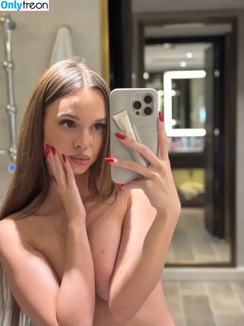 trishbabe nude photo #0036 (trishbabe)
