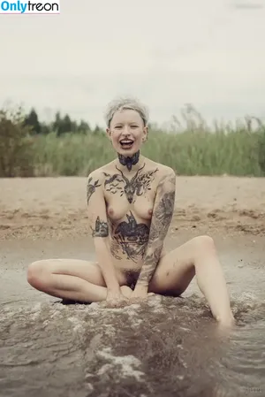 Triz Täss / triztaess nude photo #0300