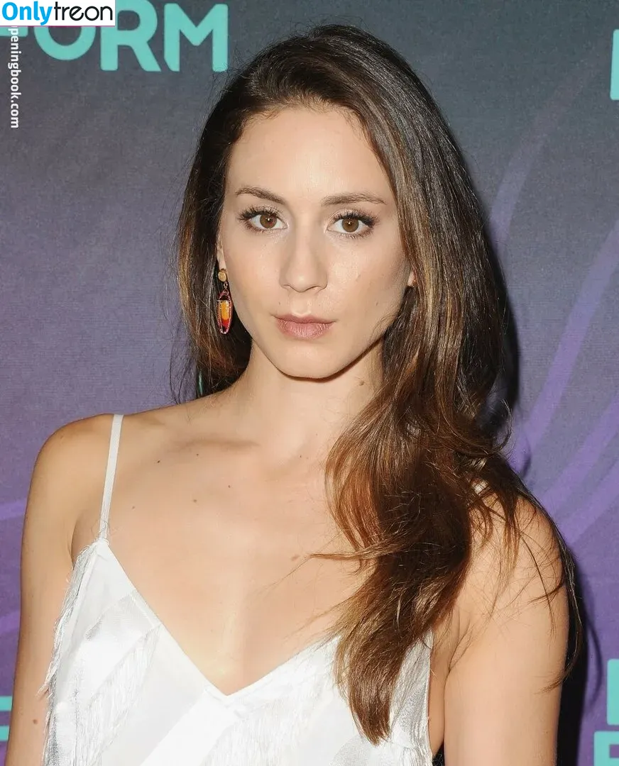 Troian Bellisario nude photo #0004 (sleepinthegardn)