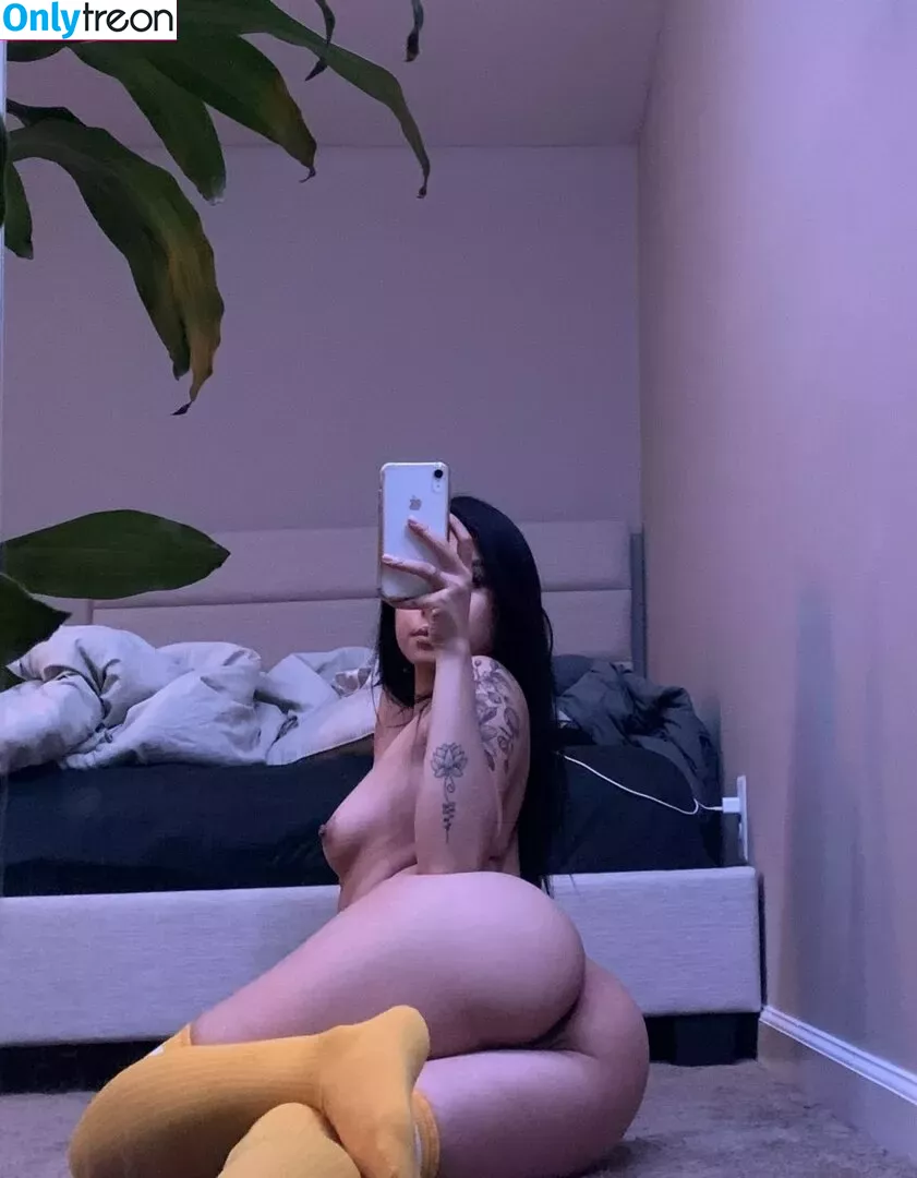 Tropic Tracy nude photo #0002 (Hotgrlshit / seafoodboil / tropictracy)