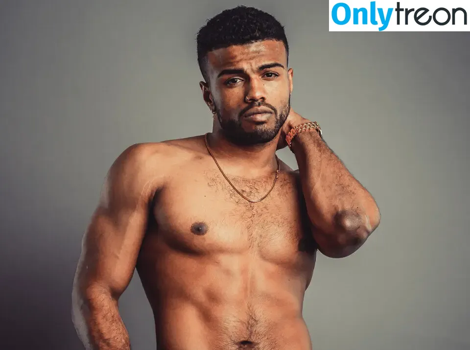 Troy Francisco nude photo #0319 (aleeniekabeenie / yourboyfcisco)