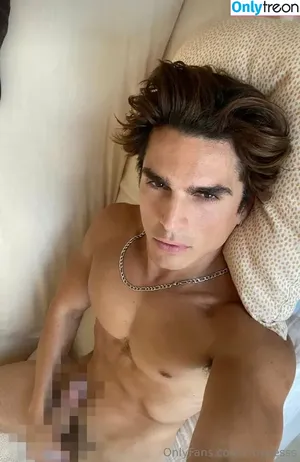 troypesss / troypes nude photo #0027