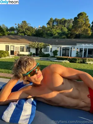 troypesss / troypes nude photo #0030