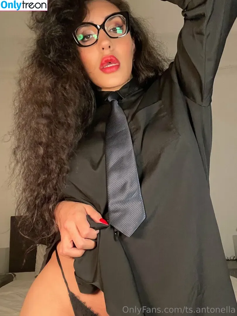 Ts.antonella nude photo #0023 (soyantonellag / ts_antonella)