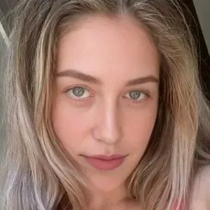 ts.fiona / Fiona / fionaa_ts nude photo #0002