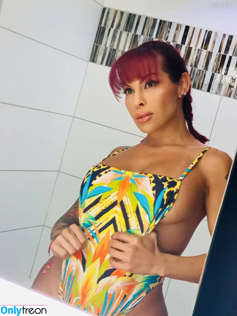 TS Foxxy nude photo #0142 (foxxy702 / im_foxxy702)