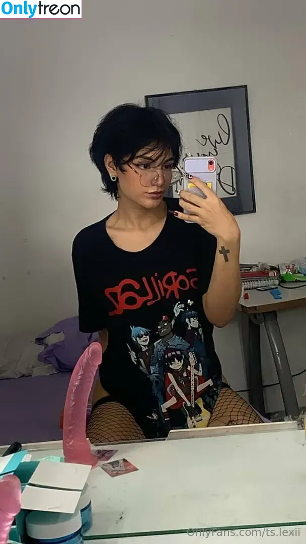 ts.lexii nude photo #0009 (ts.lexii)