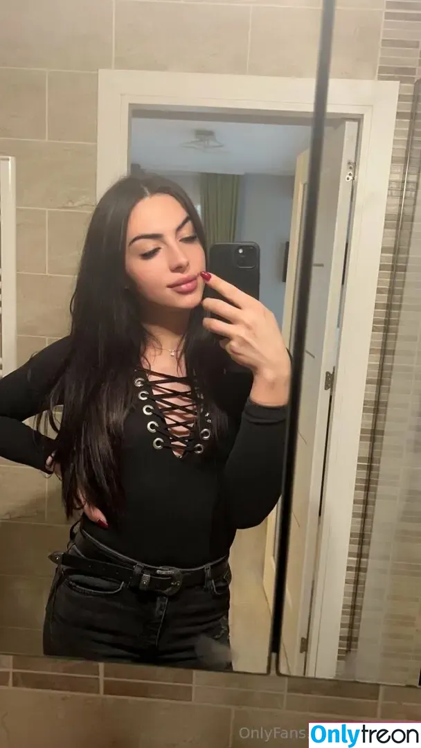 tsalexisx nude photo #0025 (tsalexisss)