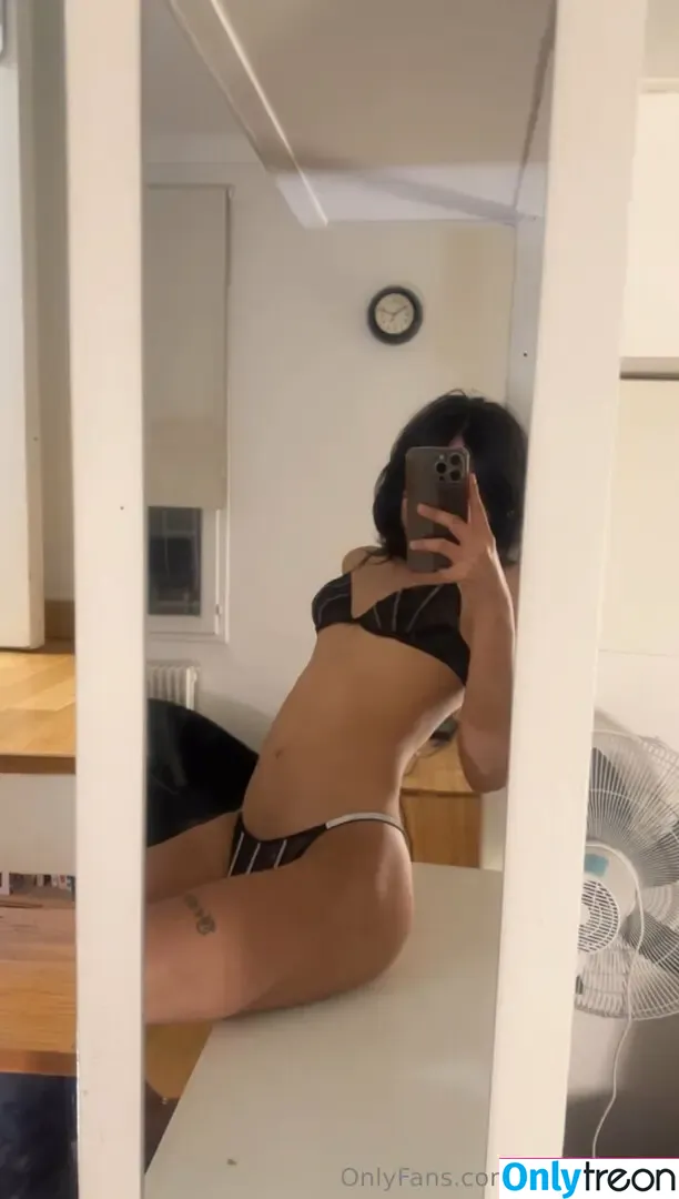 tscatwoman nude photo #0020 (ashleyskynet)