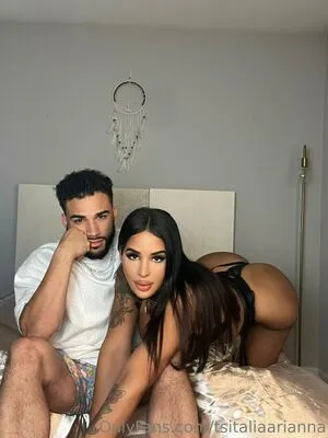 tsitaliaarianna / italiaarianna__ фото голая #0104