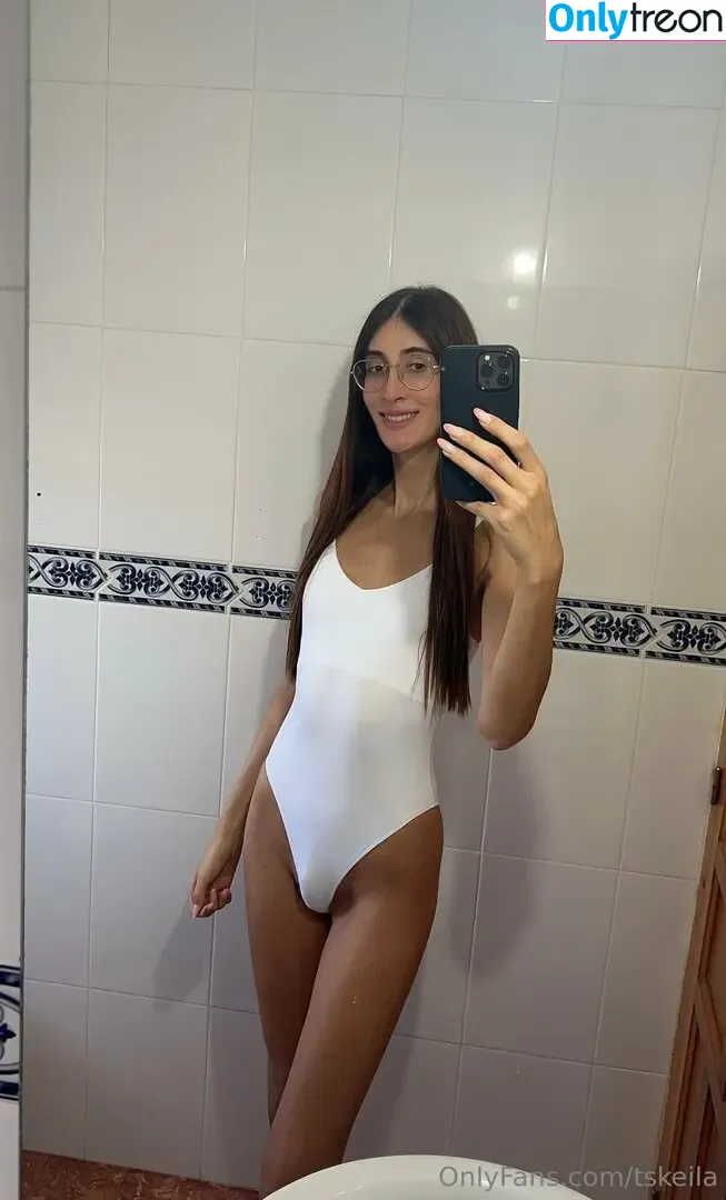 tskeila nude photo #0190 (tskeila_)