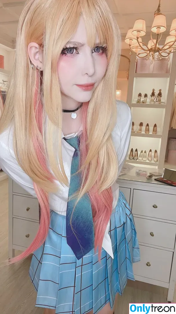 Tsuki Desu nude photo #0047 (Dosya / Tsuki_des / tsuki.des.cos / tsukides)
