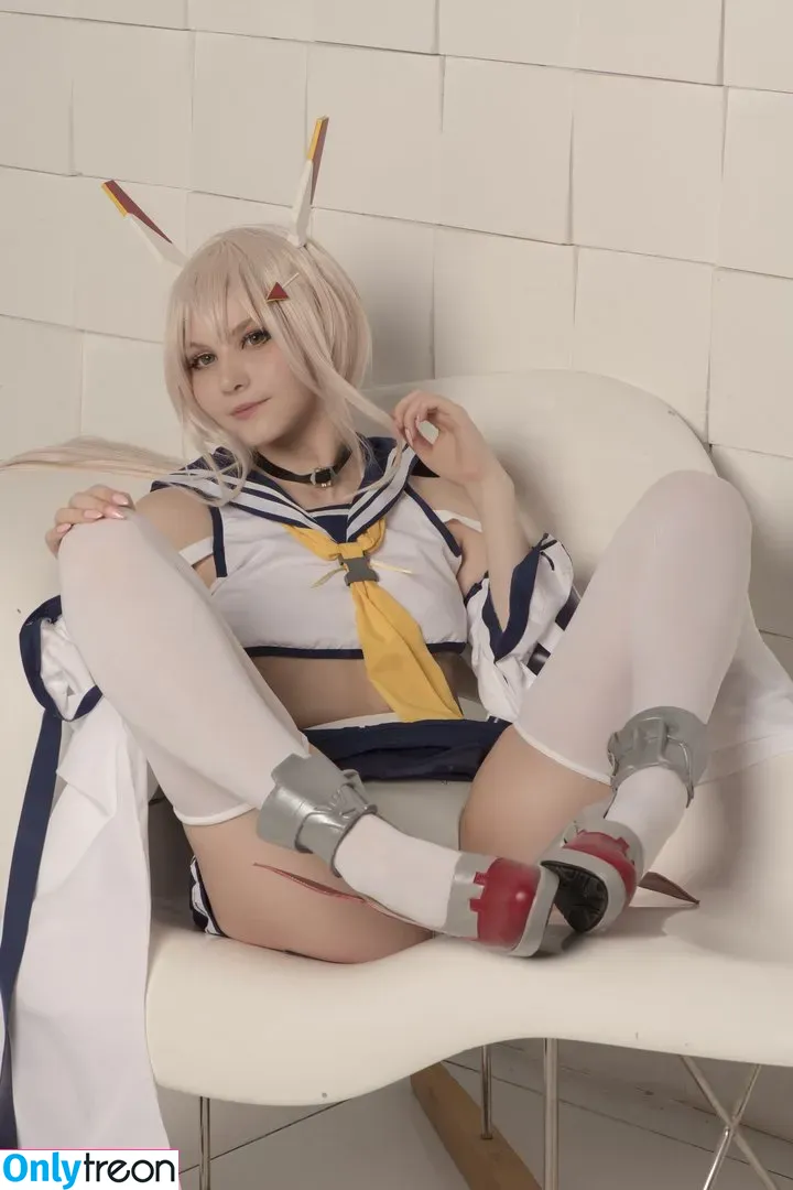 Tsuki Desu nude photo #0123 (Dosya / Tsuki_des / tsuki.des.cos / tsukides)