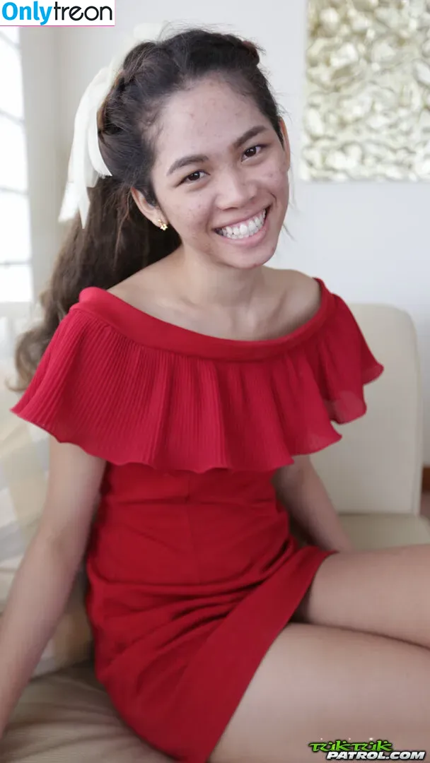 TukTuk Patrol nude photo #0084 (gttuktukpatrol)