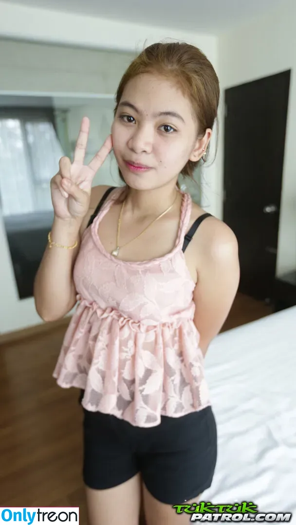 TukTuk Patrol голая photo #0138 (gttuktukpatrol)