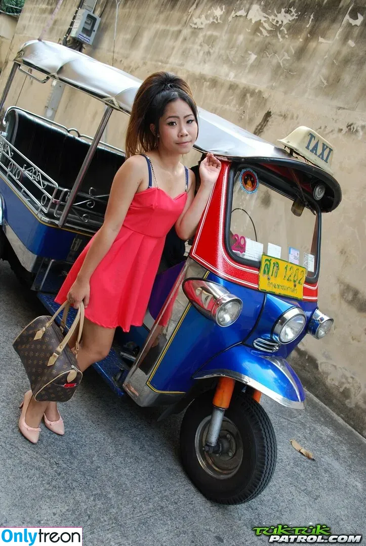 TukTuk Patrol голая photo #0332 (gttuktukpatrol)