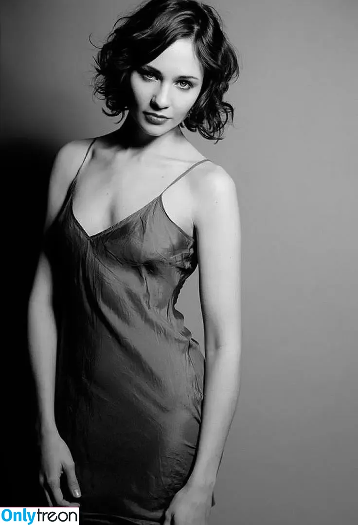 Tuppence Middleton голая photo #0001 (gracemiddleton / twopencemiddleton)