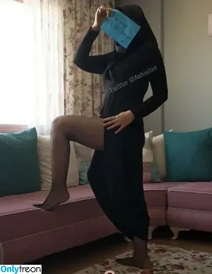 Türbaniçe / Askistan / Aşkistan / turbanicella nude photo #0083