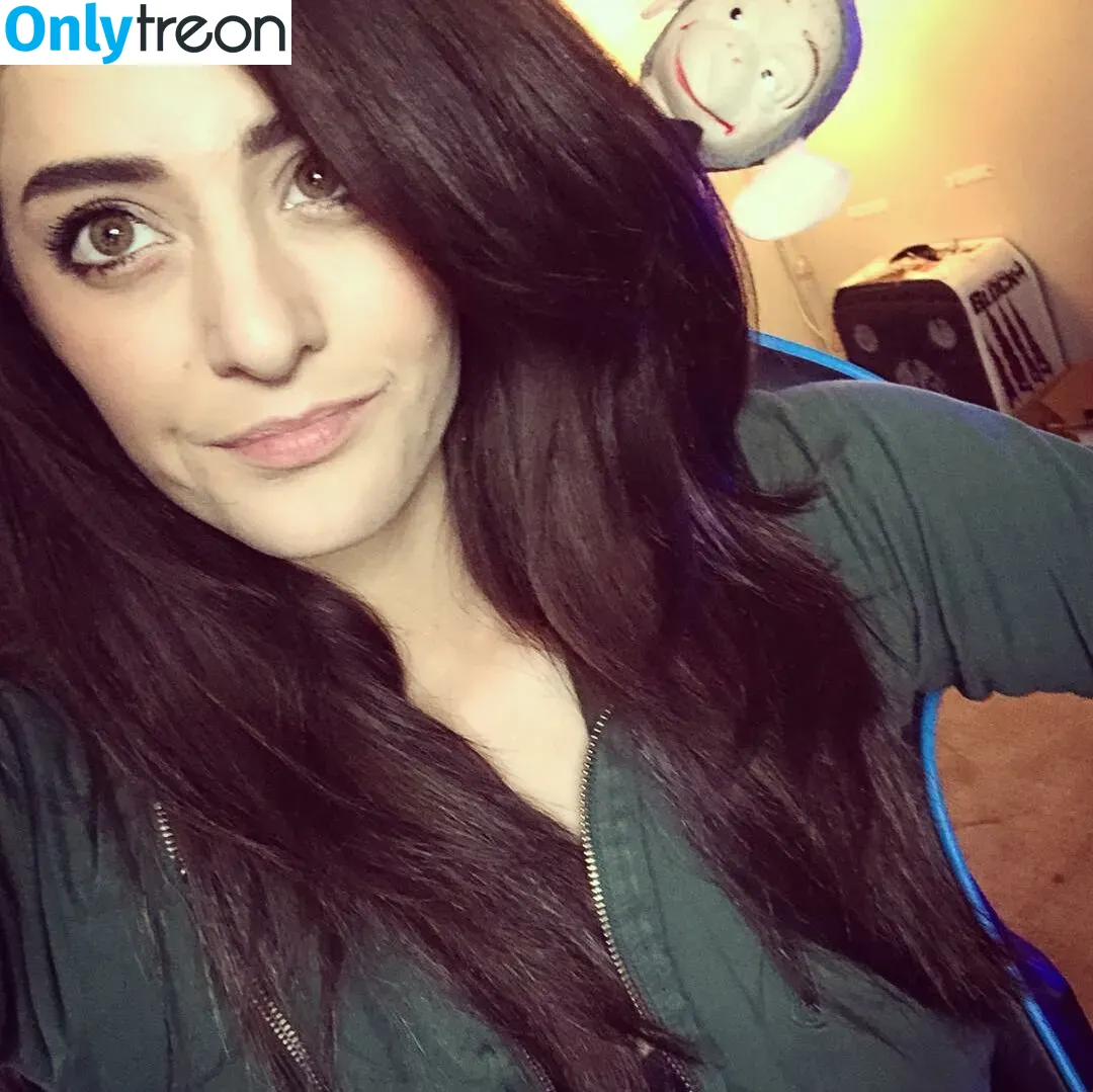 twomgovercsquared голая photo #0038 (twomgovercsquared)