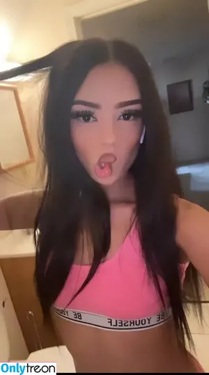 Tyga2Horny / Cyber2Fairy / Nyla2fast nude photo #0001