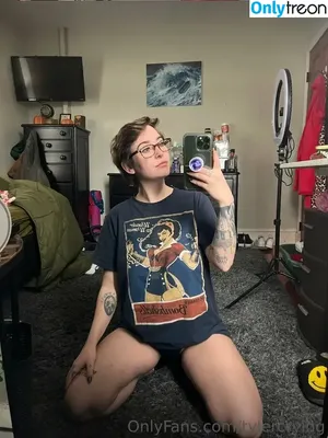 Tyler crying / tylercrying nude photo #0001