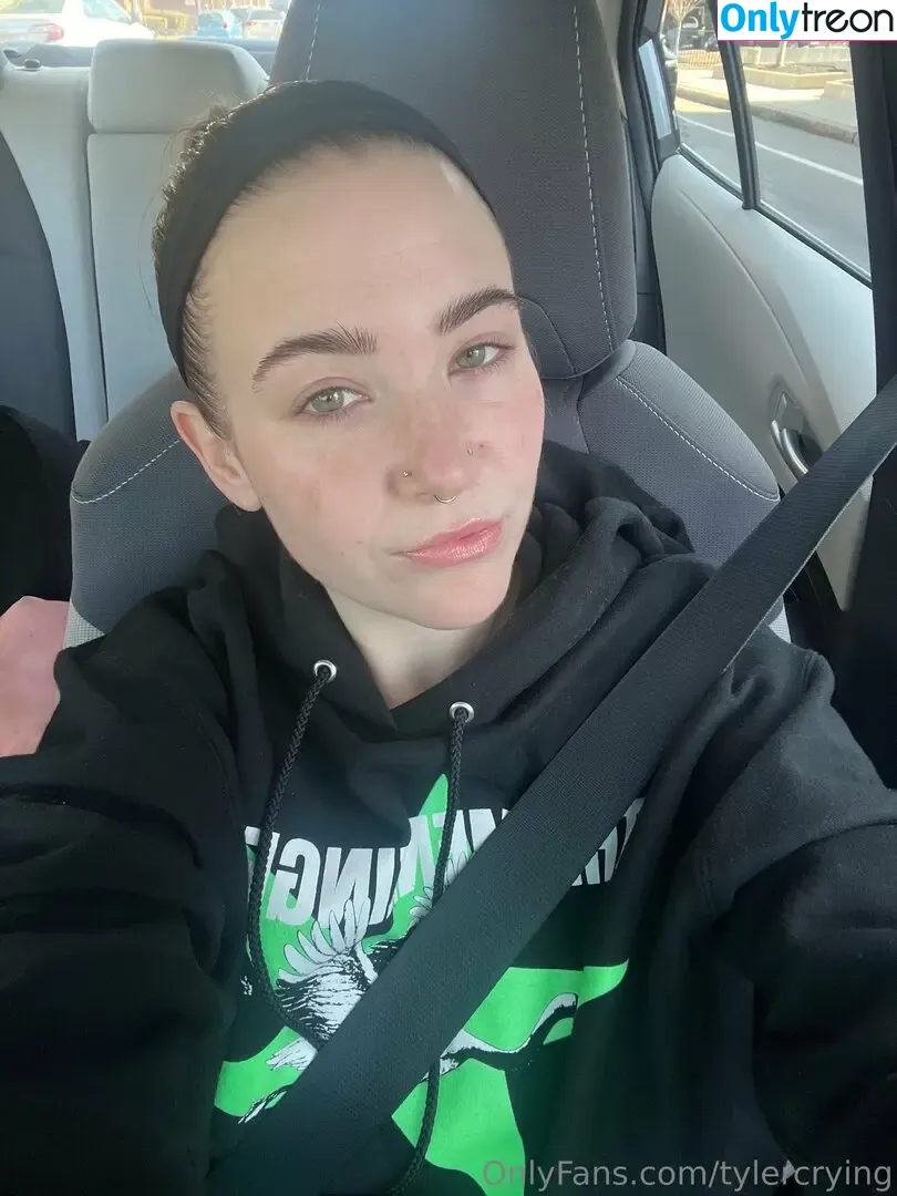 tylercrying nude photo #0059 (lcuchairmas)