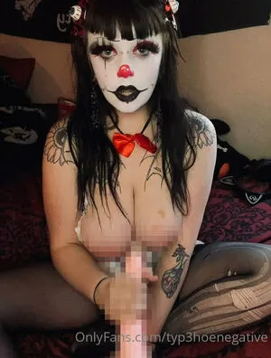 typ3hoenegative / c1rcusbabie nude photo #0010