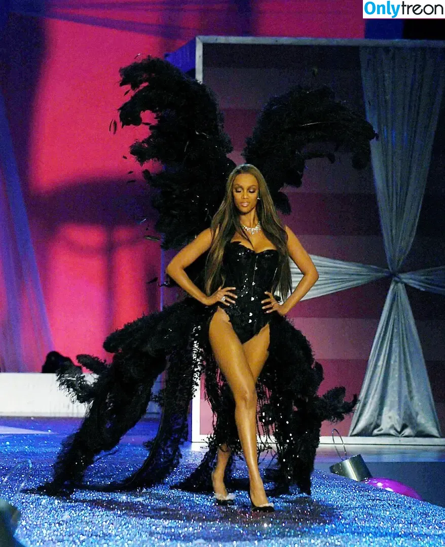 Tyra Banks nude photo #0274 (tyrabanks)