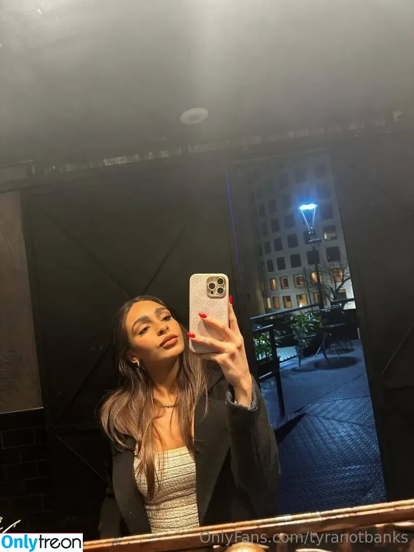 tyranotbanks nude photo #0050 (Tyra)