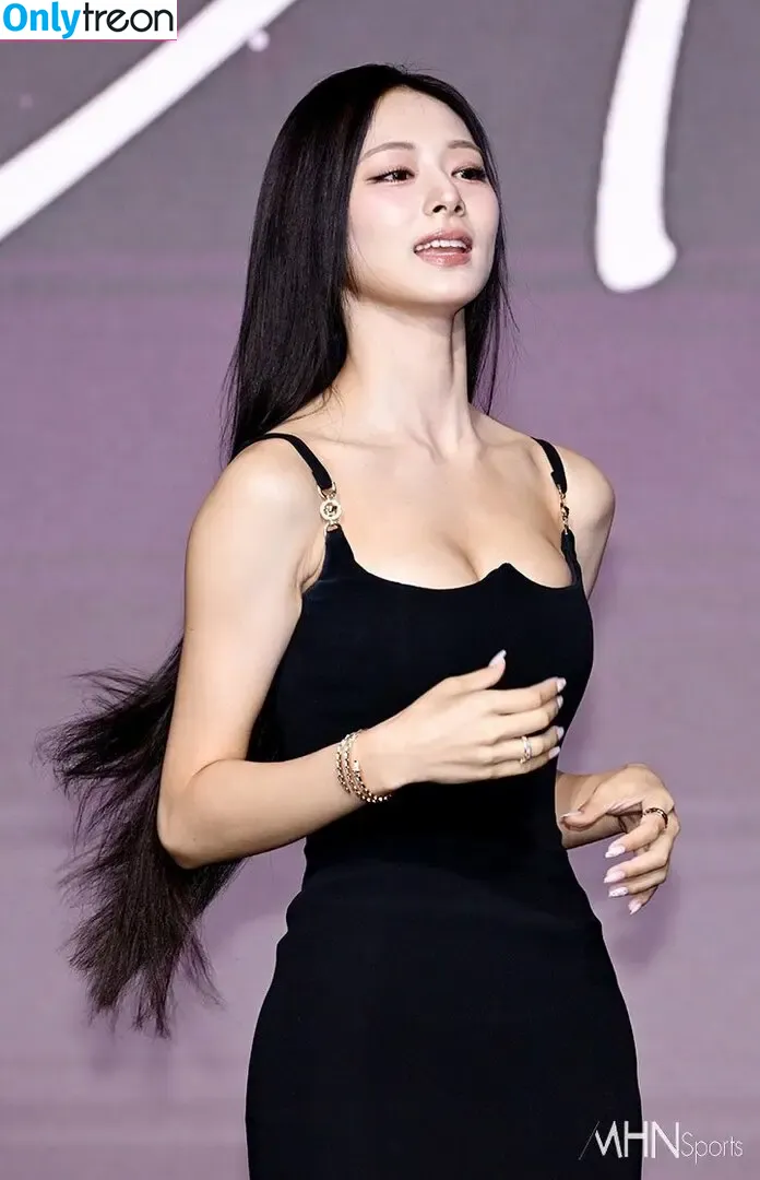 Tzuyu голая photo #0036 (Chiu Chú-jû | Twice / thinkaboutzu)