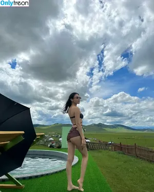  nude photo #0002