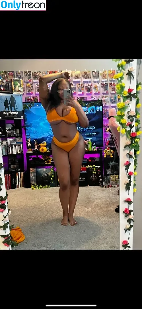 ue34554932gse34ffvasdff nude photo #0032 (instagram)