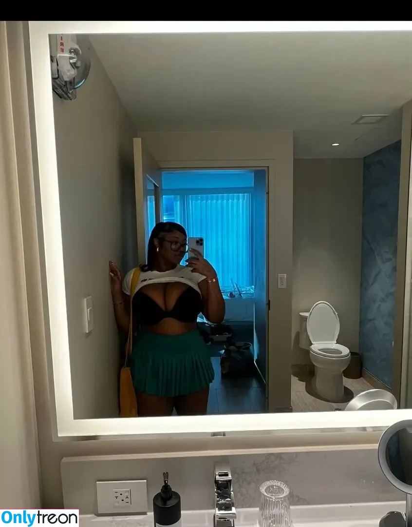 ue34554932gse34ffvasdff nude photo #0047 (instagram)